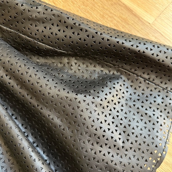 Mango, girls faux leather skirt - Picture 3 of 5